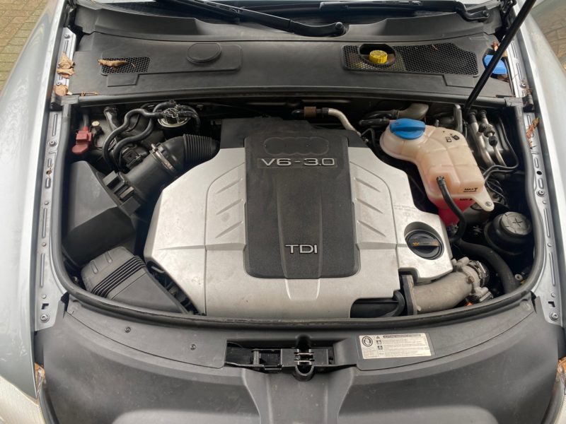 Tausche Audi A6 Quattro 3.0 Liter