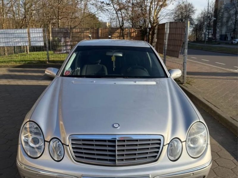Mercedes Benz E220 CDI 2002