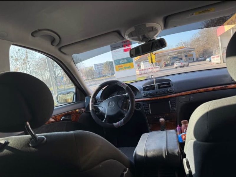 Mercedes Benz E220 CDI 2002