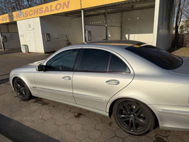 Mercedes Benz E220 CDI 2002