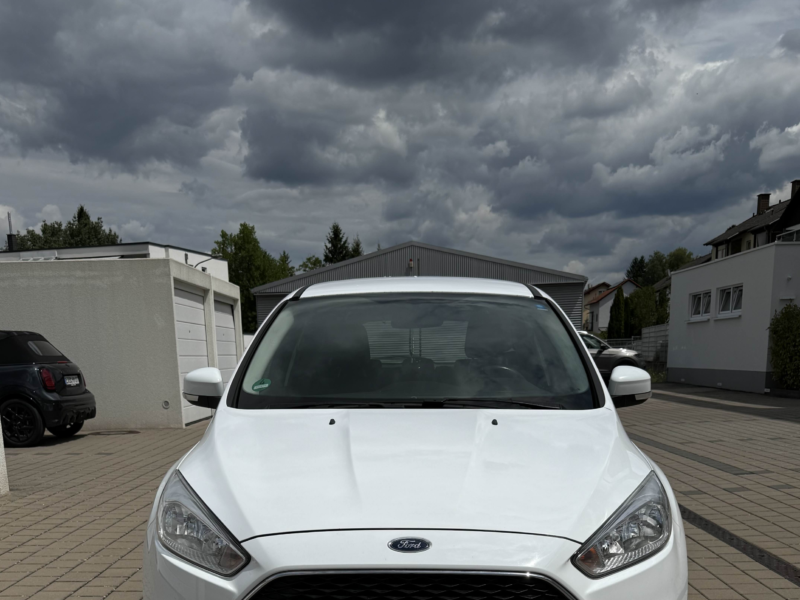 Ford Focus Focus Turnier Business 1.0 EcoBoost Start-Stopp-System