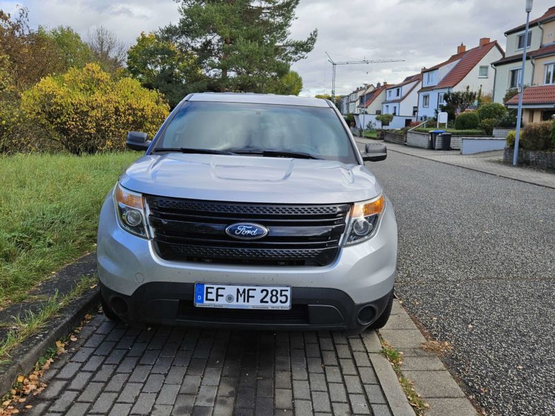 Ford Explorer Police Interceptor sehr guter Zustand