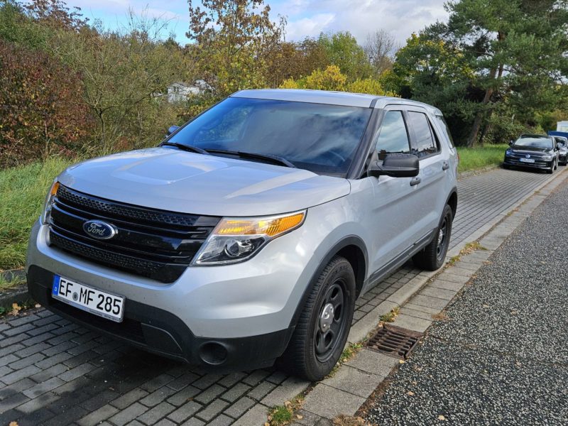 Ford Explorer Police Interceptor sehr guter Zustand