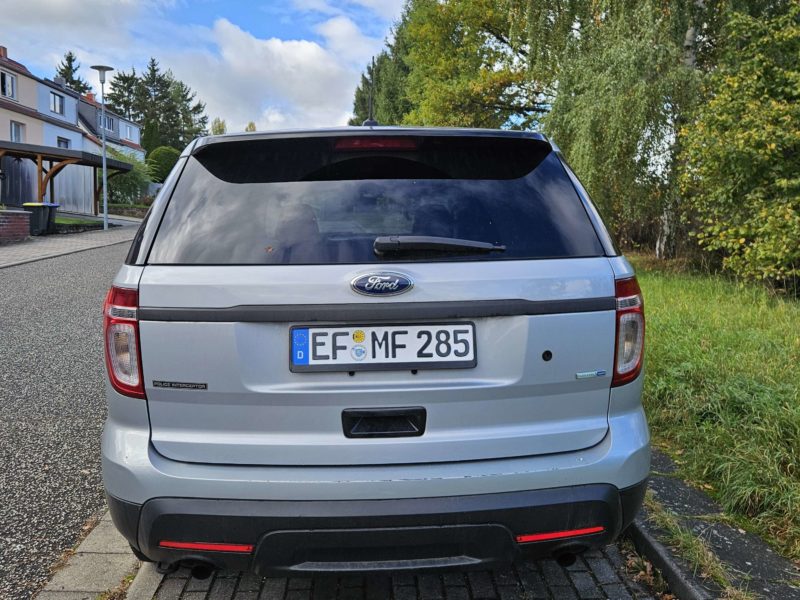 Ford Explorer Police Interceptor sehr guter Zustand