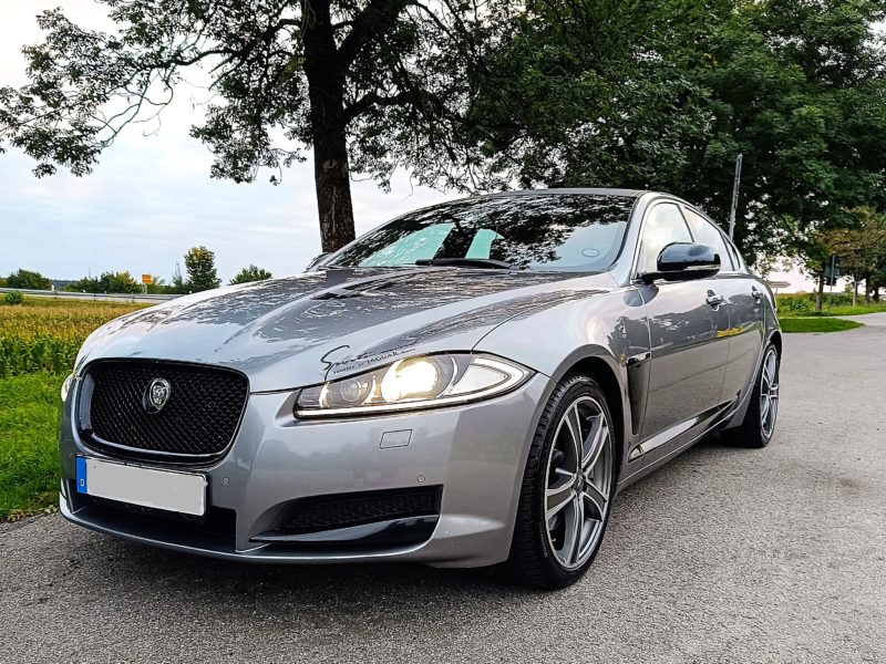 Jaguar XF 3.0 D Facelift | Liebhaberzustand | 20" Felgen | Verkauf/Tausch