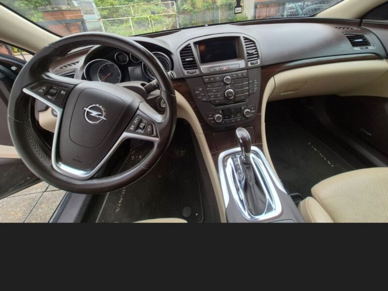 Tausche insignia biturbo