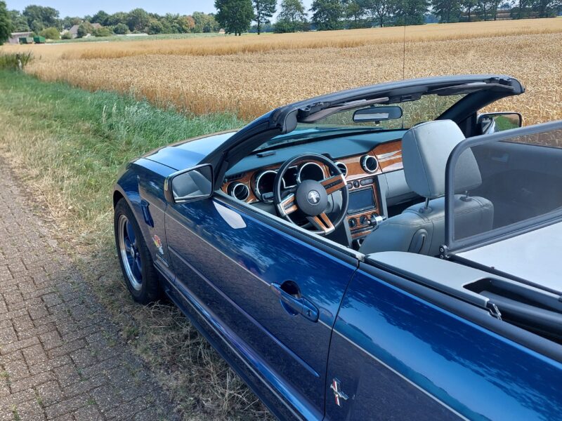 Tausche Mustang Cabrio und Chevrolt HHR Gegen Mb cl 500 Baureihe C215 ba.2002